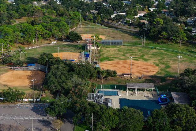 6660 17TH STREET N, St Petersburg, FL 33702