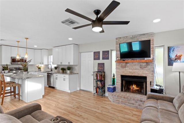 6660 17TH STREET N, St Petersburg, FL 33702