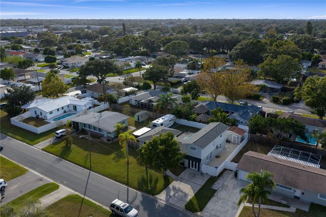 6660 17TH STREET N, St Petersburg, FL 33702