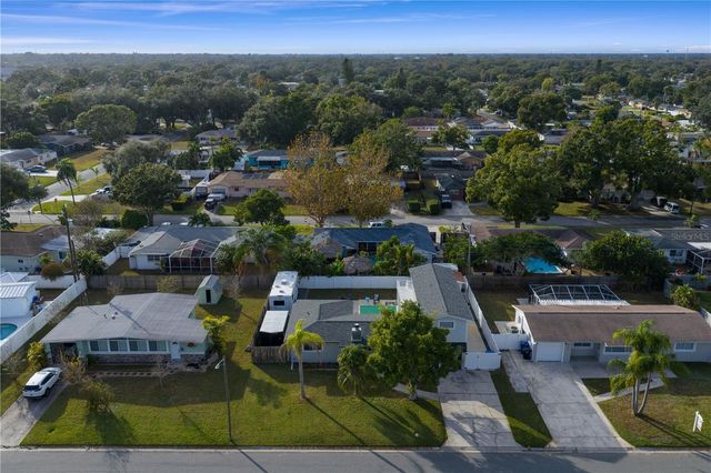 6660 17TH STREET N, St Petersburg, FL 33702