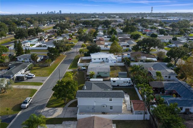 6660 17TH STREET N, St Petersburg, FL 33702