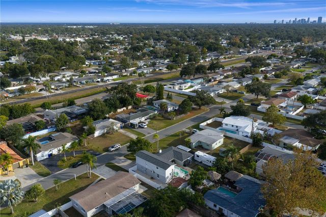 6660 17TH STREET N, St Petersburg, FL 33702