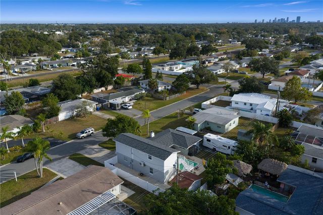 6660 17TH STREET N, St Petersburg, FL 33702