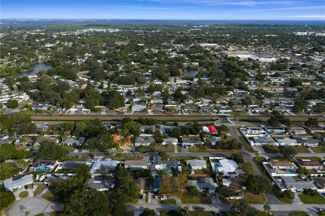 6660 17TH STREET N, St Petersburg, FL 33702