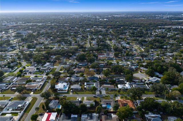 6660 17TH STREET N, St Petersburg, FL 33702