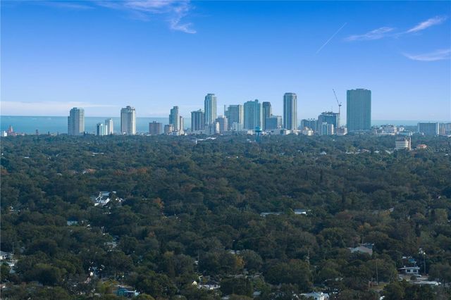 6660 17TH STREET N, St Petersburg, FL 33702