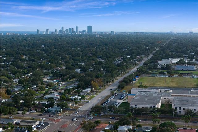 6660 17TH STREET N, St Petersburg, FL 33702