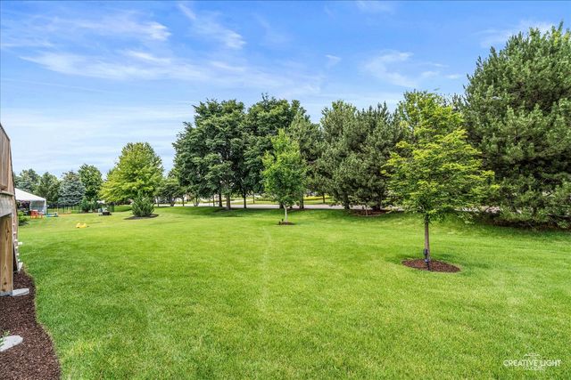 798 Richwood Avenue, Elgin, IL 60124