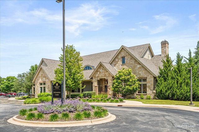 798 Richwood Avenue, Elgin, IL 60124