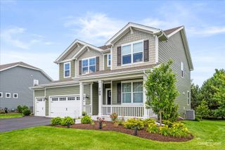 798 Richwood Avenue, Elgin, IL 60124