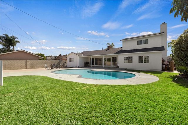 1675 W Mells, Anaheim, CA 92802