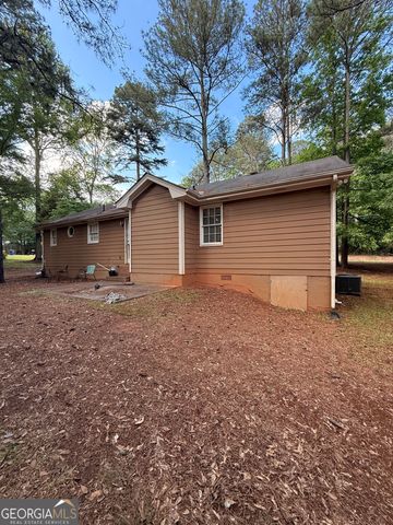 241 Rutledge Drive, Winder, GA 30680