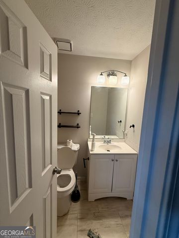 241 Rutledge Drive, Winder, GA 30680