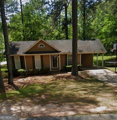 241 Rutledge Drive, Winder, GA 30680
