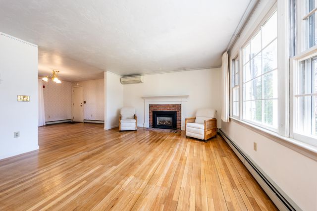 6 Clinton Drive, Yarmouth Port, MA 02675