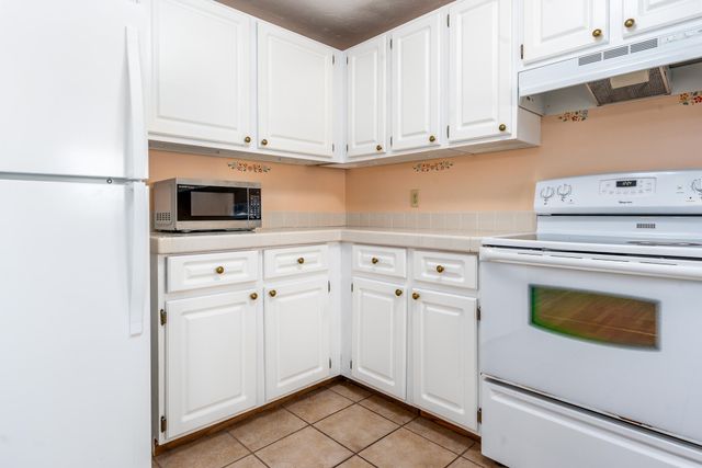 6 Clinton Drive, Yarmouth Port, MA 02675