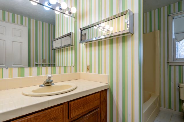 6 Clinton Drive, Yarmouth Port, MA 02675