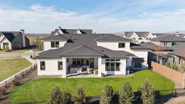 5043 W Oakford, Meridian, ID 83646