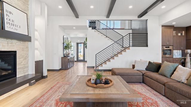 5043 W Oakford, Meridian, ID 83646