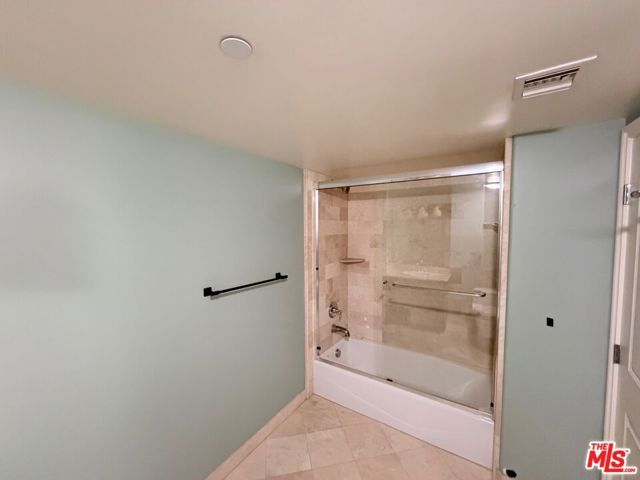 8238 W Manchester Avenue 308, Playa Del Rey (los Angeles), CA 90293