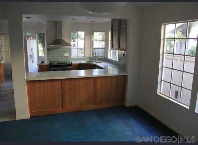 568 Rockport Ct, Encinitas, CA 92024