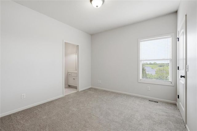 1217 Hampton Drive, Raymore, MO 64083