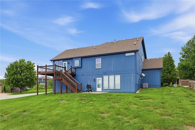 1217 Hampton Drive, Raymore, MO 64083