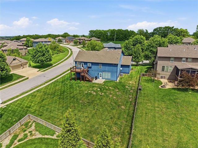 1217 Hampton Drive, Raymore, MO 64083