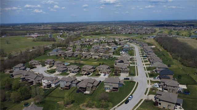 1217 Hampton Drive, Raymore, MO 64083