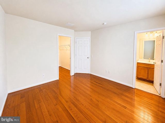 43524 WHEADON TER, Chantilly, VA 20152