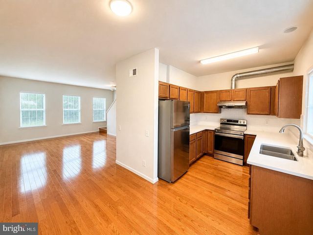 43524 WHEADON TER, Chantilly, VA 20152