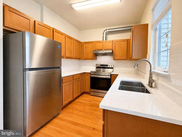 43524 WHEADON TER, Chantilly, VA 20152