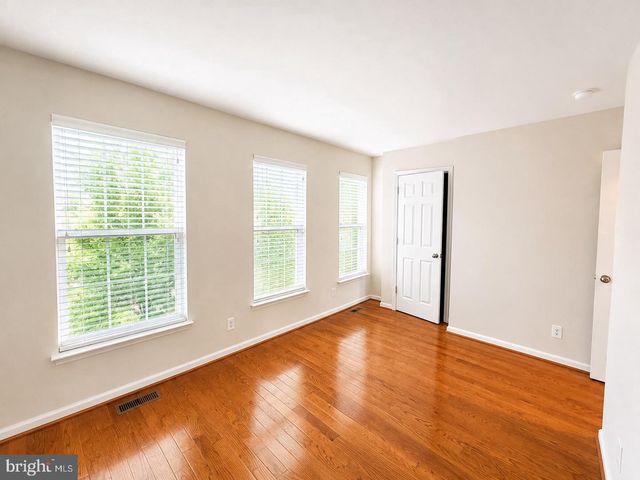43524 WHEADON TER, Chantilly, VA 20152