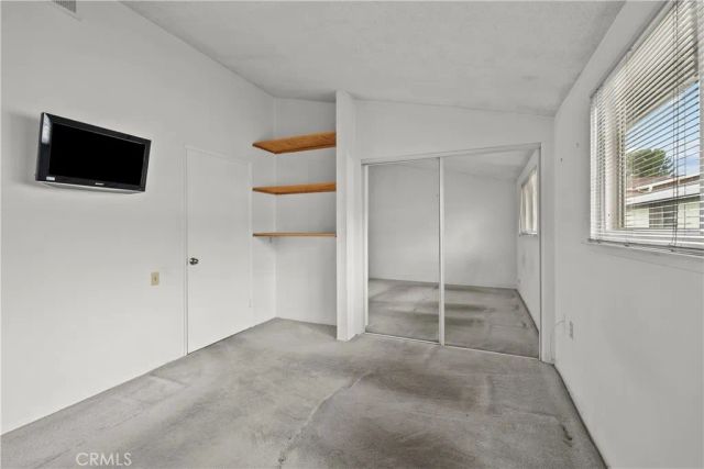 19148 Avenue Of The Oaks, Newhall, CA 91321