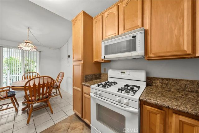 19148 Avenue Of The Oaks, Newhall, CA 91321
