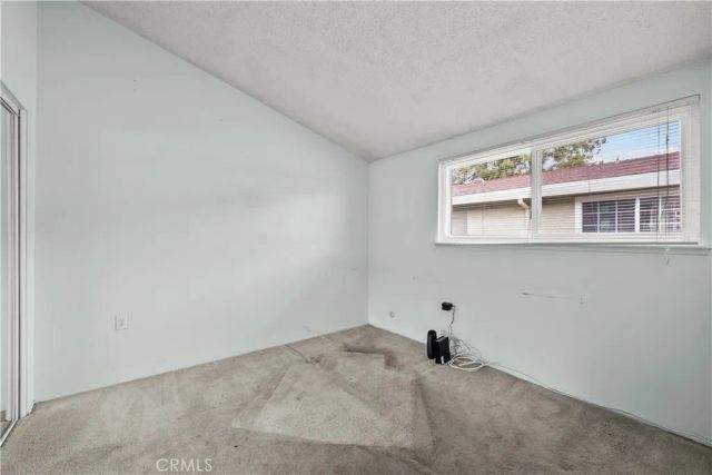 19148 Avenue Of The Oaks, Newhall, CA 91321