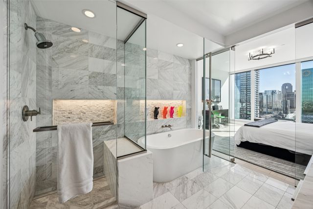 3130 N Harwood Street 1606, Dallas, TX 75201