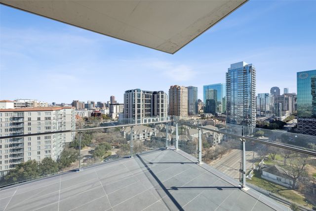 3130 N Harwood Street 1606, Dallas, TX 75201