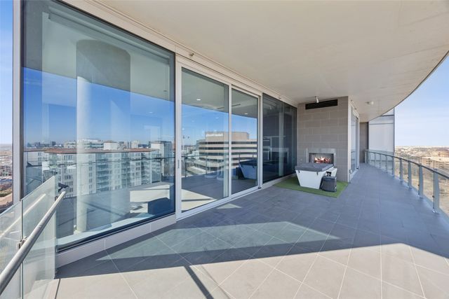 3130 N Harwood Street 1606, Dallas, TX 75201