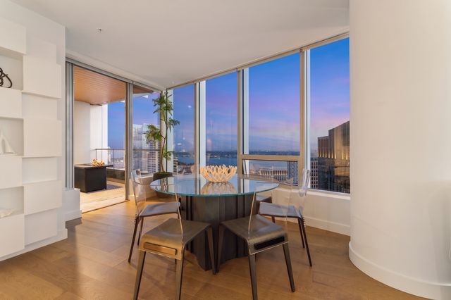 888 W E Street 2602, San Diego, CA 92101