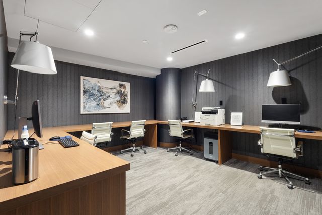 888 W E Street 2602, San Diego, CA 92101