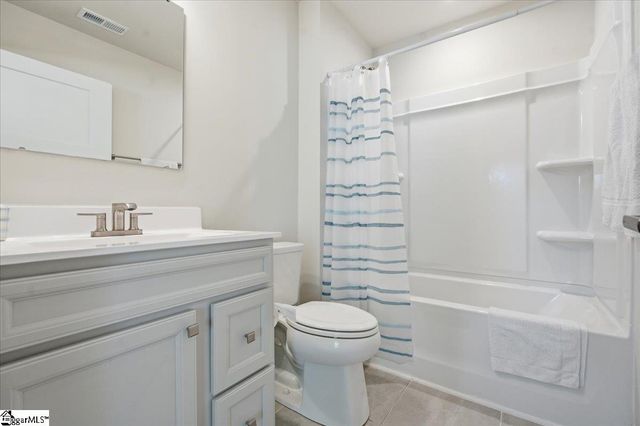 119 Baylor Drive, Gray Court, SC 29645
