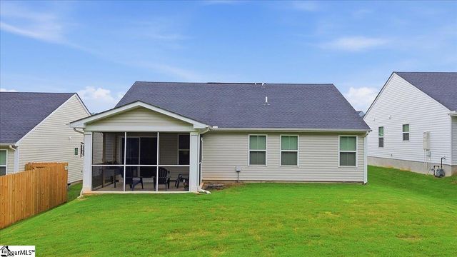 119 Baylor Drive, Gray Court, SC 29645