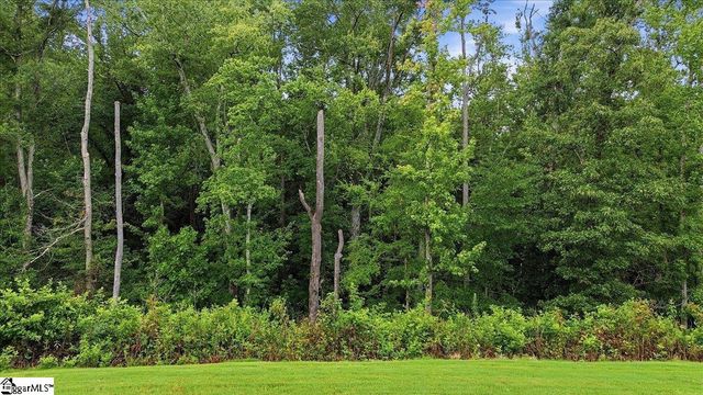 119 Baylor Drive, Gray Court, SC 29645