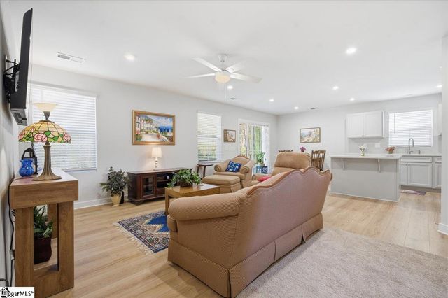 119 Baylor Drive, Gray Court, SC 29645