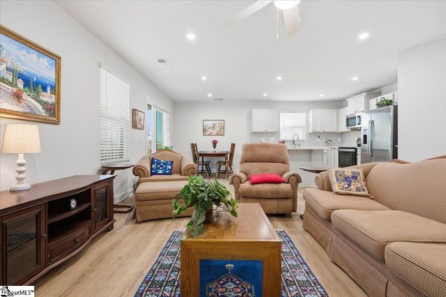 119 Baylor Drive, Gray Court, SC 29645