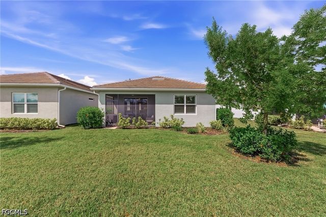 16792 Seasons Coast DR, Bonita Springs, FL 34135