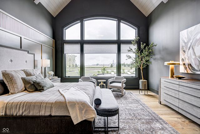 9760 Windy Hills Drive, Zionsville, IN 46077