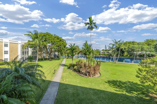 2970 NE 16th Avenue 211, Oakland Park, FL 33334