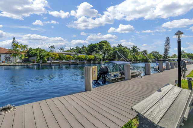 2970 NE 16th Avenue 211, Oakland Park, FL 33334